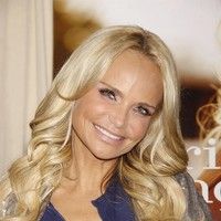 Kristin Chenoweth signs copies of her new album 'Some Lessons Learned' | Picture 75412